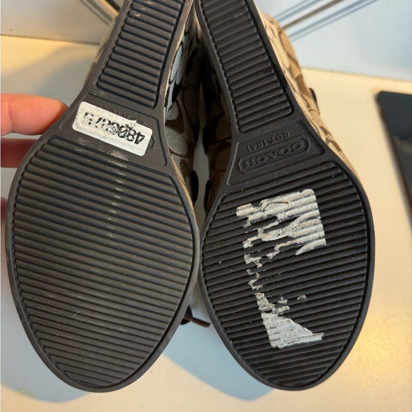 Coach adorable round toe logo monogram wedges with bows NOS without tags size 8 - Picture 10 of 13